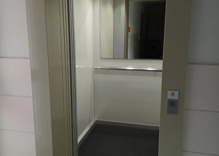 Appartamento Zentrum Volksdorf 350m Zur U-bahn! Sehr Gute Lage Schickes *