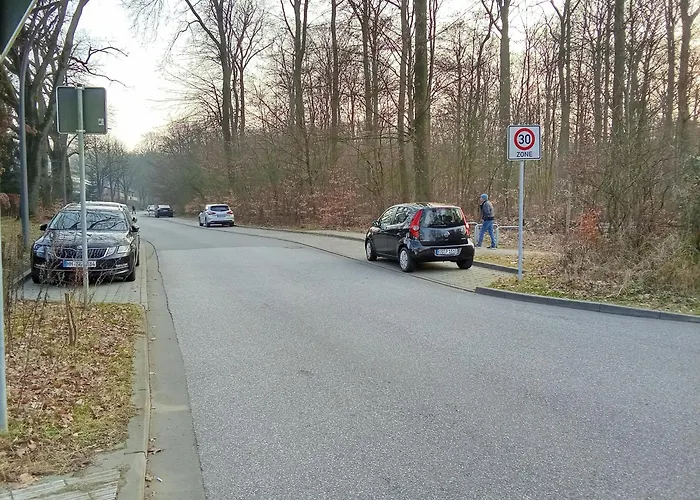 Zentrum Volksdorf 350m Zur U-bahn! Sehr Gute Lage Schickes Appartamento Amburgo
